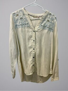 HOLDING HORSES Cream Button-Front Embroidered Yoke Blouse Anthropologie